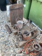 Antieke baskule met komplete smelterij installatie, Ophalen