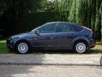 Ford Focus 1.8 Limited met Navi en PDC, Euro 5, Gebruikt, 4 cilinders, 1207 kg