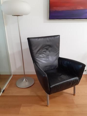 Gerard van den Berg fauteuil FOXXY zwart leer beschikbaar voor biedingen