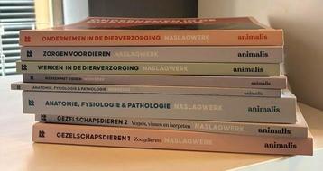 Animalis boeken. Diermanagement/dierverzorging beschikbaar voor biedingen