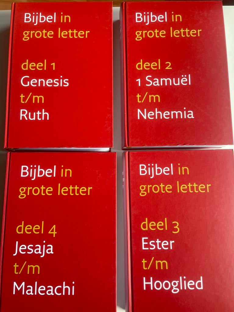 Bijbel in grote letter - Complete set in nieuwstaat, Ophalen of Verzenden