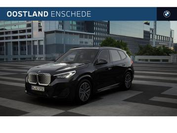 BMW iX1 eDrive20 M Sport / Panoramadak / Achteruitrijcamera  beschikbaar voor biedingen