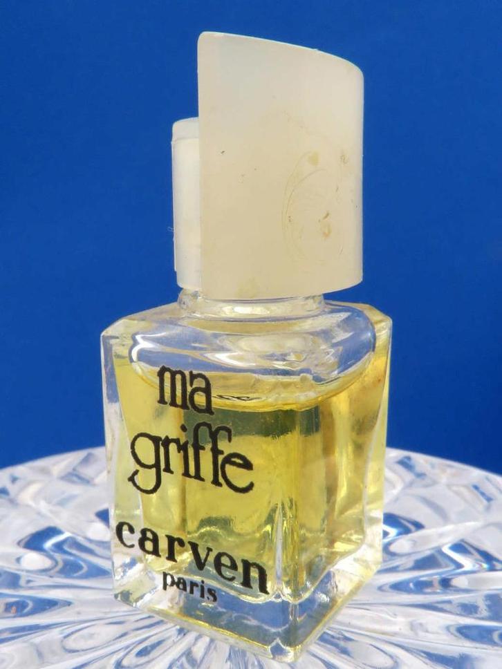 Micro - CARVEN - Ma Griffe - 2ml - p - 3,8cm, Verzamelen, Parfumverzamelingen, Gebruikt, Miniatuur, Gevuld, Ophalen of Verzenden