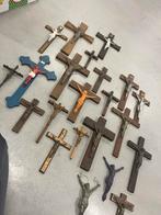 Partij van 25 Jezus Kruizen - Antiek Religieus, Antiek en Kunst, Antiek | Religie, Ophalen of Verzenden