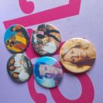 5 vintage buttons Elvis,Agneta Abba,bee gees, Verzamelen, Ophalen of Verzenden, Overige onderwerpen
