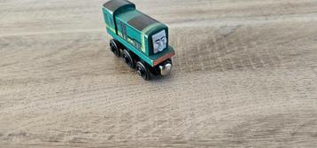 thomas de trein hout paxton beschikbaar voor biedingen