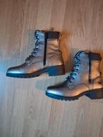 Nieuwe Mustang Dames schoenen!mogen weg voor 22,50, Kleding | Dames, Schoenen, Ophalen of Verzenden, Zo goed als nieuw, Sneakers of Gympen