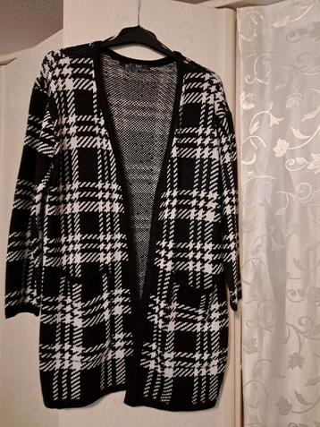NIEUW DAMES VEST MAAT XL  beschikbaar voor biedingen