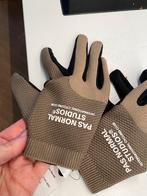 Pas Normal Studios - Escapism Gloves - Earth - Nieuw €60, S, PAS NORMAL STUDIOS, Nieuw, Ophalen of Verzenden