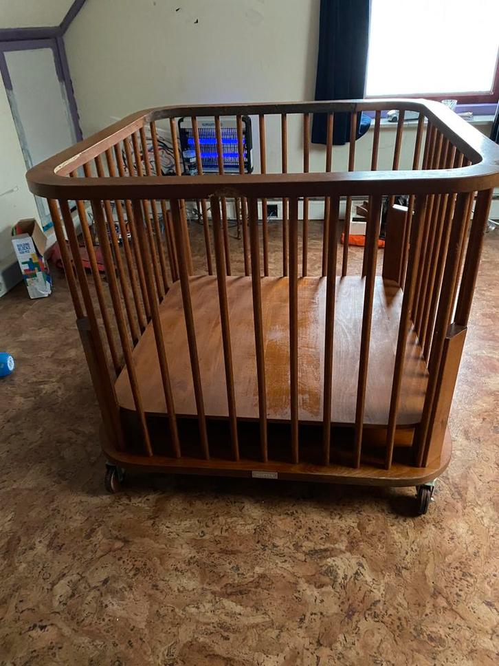 Bopita vierkante box op wieltjes, Kinderen en Baby's, Boxen, Gebruikt, Vierkant, In hoogte verstelbaar, Wieltjes, Ophalen