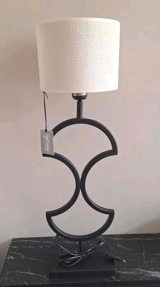 Nieuwe zwarte tafellamp voet van light en living  beschikbaar voor biedingen