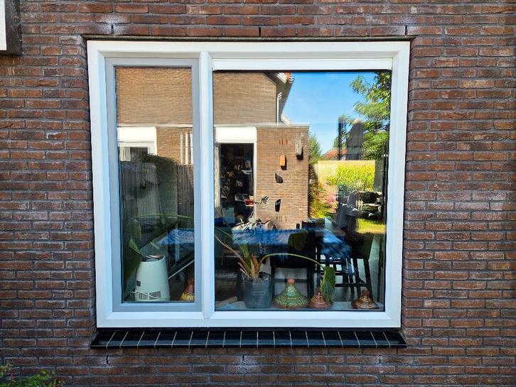 Openslaande deuren + 2 kunststof kozijnen, Doe-het-zelf en Verbouw, Kozijnen en Schuifpuien, Gebruikt, Raamkozijn, Kunststof, 225 cm of meer