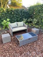 MOET NU WEG Bank + tafel tweepersoons loungeset met kussens, Kunststof, Gebruikt, Loungeset, Bank
