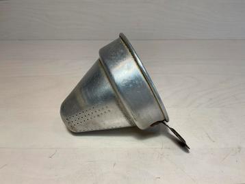 Aluminium koffiefilter doorsnee 9,5 cm en hoogte 10 cm beschikbaar voor biedingen