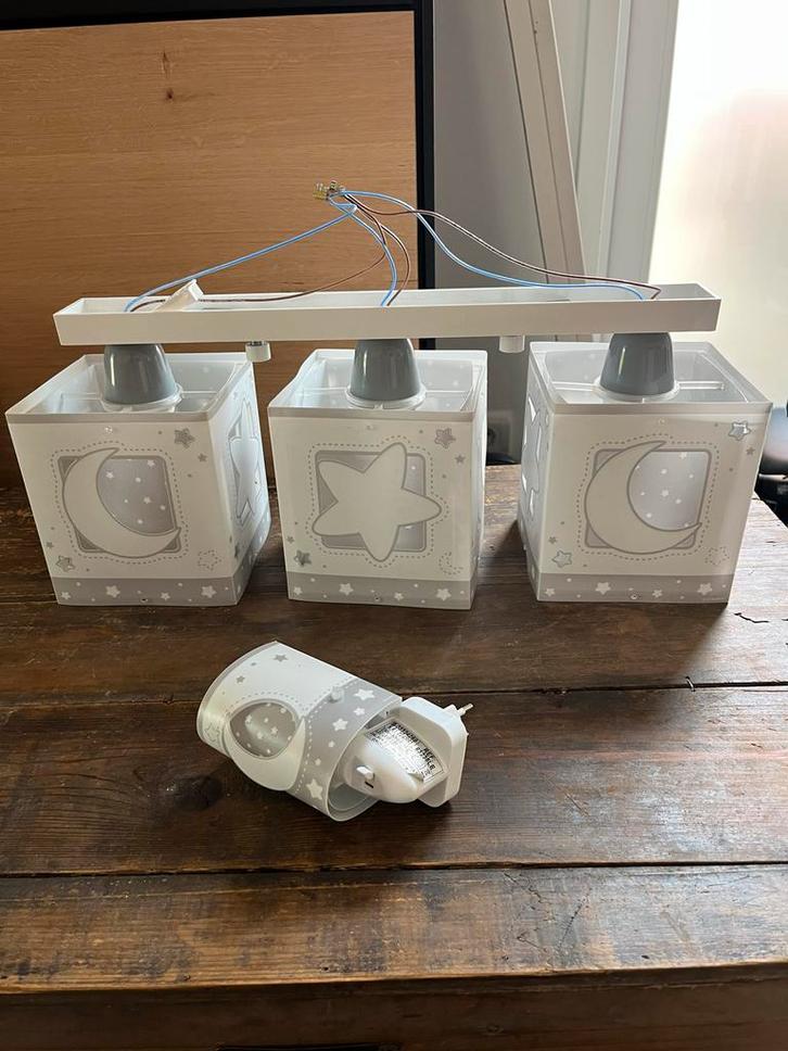Plafondlamp & Nachtlampje Kindkamer Sterren/Manen, Kinderen en Baby's, Kinderkamer | Inrichting en Decoratie, Zo goed als nieuw