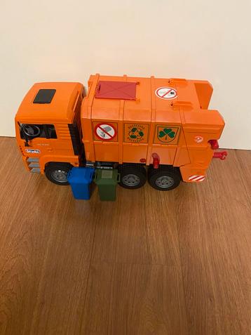 Bruder MAN vuilniswagen 03760 beschikbaar voor biedingen
