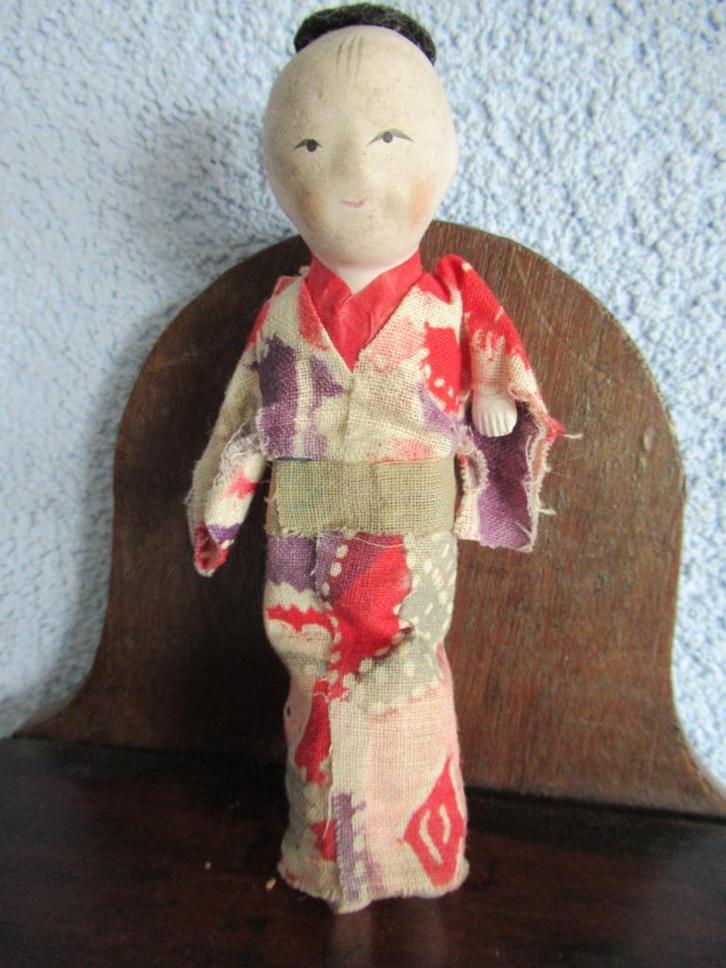 ANTIEK JAPANS POPJE verzenden mogelijk, Antiek en Kunst, Antiek | Speelgoed, Ophalen