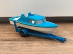 Matchbox no.9-D Boat and Trailer Bertram 31 Cabin Cruiser, Hobby en Vrije tijd, Modelauto's | Overige schalen, Ophalen of Verzenden