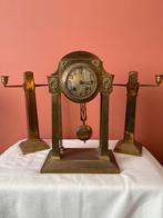Antieke Messing Pendule Klok met Kandelaars, Antiek en Kunst, Antiek | Klokken, Ophalen of Verzenden