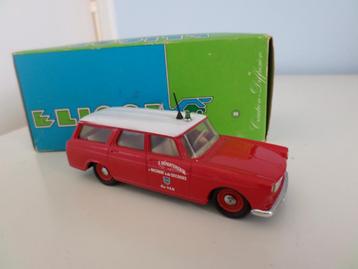 PEUGEOT 404 BREAK FAMILIALE van1964 beschikbaar voor biedingen
