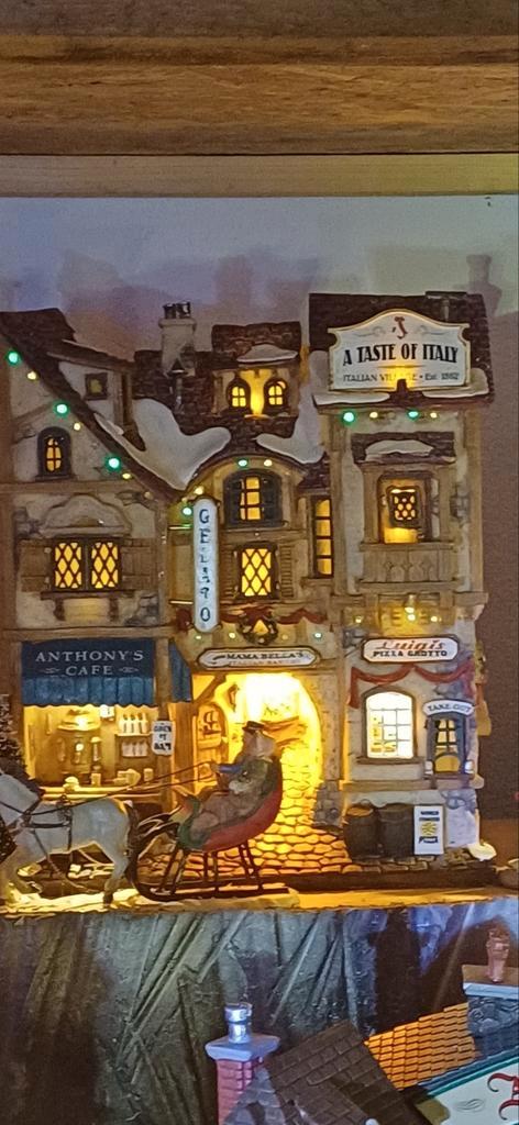 Taste of italy facade lemax, Diversen, Kerst, Zo goed als nieuw, Ophalen of Verzenden