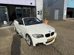 BMW 1-serie 118i M-Edition! Cabrio! VOL OPTIES! INRUIL MOGEL, Auto's, 1-Serie, Euro 5, Achterwielaandrijving, Zwart