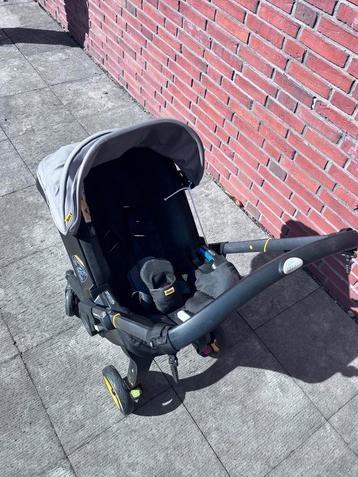 Doona Autostoel Kinderwagen - Zo goed als nieuw! beschikbaar voor biedingen
