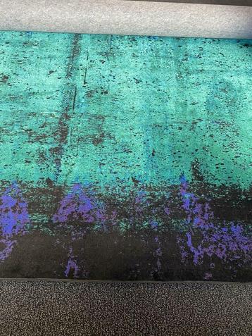 Moooi Carpets Painted Composition cyan 300 cm x 400 cm € 999 beschikbaar voor biedingen