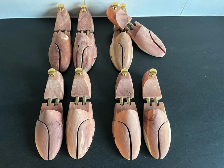 Lot: 4 paar cederhouten schoenspanners maat 43 NIEUW, Kleding | Heren, Schoenen, Nieuw, Overige typen, Overige kleuren, Ophalen of Verzenden