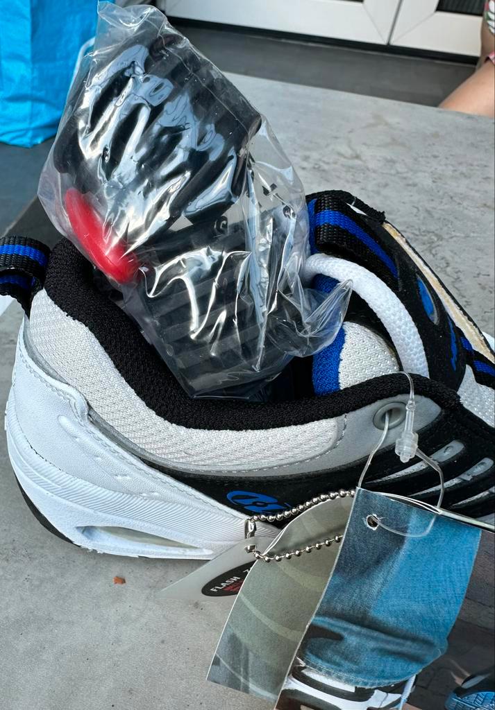 Nieuwe Heelys Rolschoenen - Maat 36,5, Kleding | Dames, Schoenen, Nieuw, Sneakers of Gympen, Wit, Ophalen