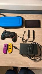 Nintendo switch met accesoires, Spelcomputers en Games, Ophalen of Verzenden, Zo goed als nieuw, Met 2 controllers, Switch Original