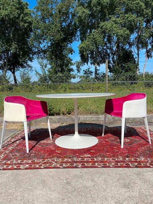 Moderne Eethoek – Tulip Tafel & Pedrali Stoelen, Huis en Inrichting, Tafels | Eettafels, Gebruikt, Vijf personen of meer, Rond