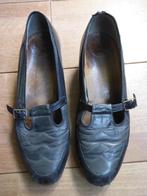 Schoenen Giaturform Maat 41, Kleding | Dames, Schoenen, Ophalen of Verzenden, Gedragen, Schoenen met lage hakken