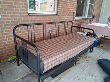Bedbank Fyresdal IKEA 200 x 80 uitgeschoven 200 x 160 beschikbaar voor biedingen