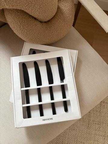 Nieuwe H&M Home Messen Set - 8 Zwarte Messen beschikbaar voor biedingen