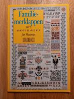 J. Houtman - Familiemerklappen met borduurpatronen, Ophalen of Verzenden, Zo goed als nieuw, J. Houtman