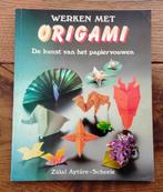 Werken met origami - de kunst van het papiervouwen, Ophalen of Verzenden, Gebruikt, Knutselen