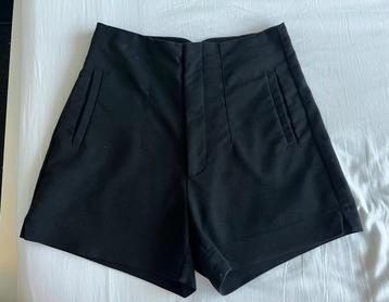 pantalon korte broek - stradivarius - maat 38  beschikbaar voor biedingen