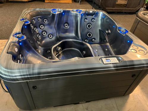 Jacuzzi passion 5 Persoons balboa spa, Tuin en Terras, Bubbelbaden en Hottubs, Nieuw, Pomp, Ophalen