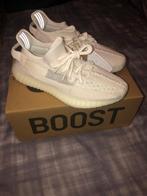 Yeezy 350 V2 Bone, Kleding | Heren, Schoenen, Nieuw, Ophalen of Verzenden, Wit, Sneakers of Gympen