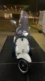 vespa sprint full option, Fietsen en Brommers, Scooters | Vespa, Ophalen of Verzenden, Zo goed als nieuw