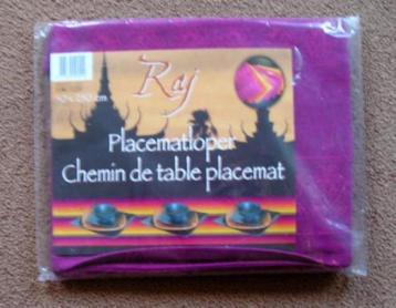 Tafelloper  beschikbaar voor biedingen