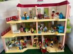 Playmobil hotel met suite 5265 en 5269. Dus 3 etages, Kinderen en Baby's, Speelgoed | Playmobil, Ophalen of Verzenden, Zo goed als nieuw