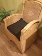Rotan Terrasstoel Inc gratis kussen, Ophalen, Zo goed als nieuw, Rotan