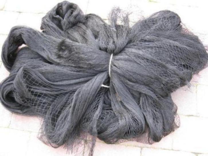 Fruitnet/kersennet/aardbeiennet/maas 22 mm., Tuin en Terras, Planten | Fruitbomen, Ophalen