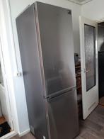 Gratis Samsung koelkast / vriezer combinatie, Witgoed en Apparatuur, Koelkasten en IJskasten, Ophalen, Gebruikt, 200 liter of meer