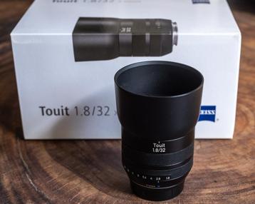 Zeiss Touit 32mm f/1.8 Fujifilm mount beschikbaar voor biedingen