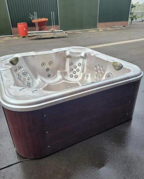 | 🏖️💦 Jacuzzi  ❗️| 🏖️💦 5/6 PERS ❗️| 🏖️💦 Gecko ❗️|, Tuin en Terras, Zwembad-toebehoren, Gebruikt, Ophalen of Verzenden