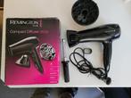 Te koop Haarföhn Remington compact  2000w, Ophalen of Verzenden, Zo goed als nieuw, Föhn of Haardroger