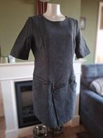 Caroline Biss korte warme grijze jurk mt 44 met ritsjes, Kleding | Dames, Verzenden, Maat 42/44 (L), Grijs, Gedragen